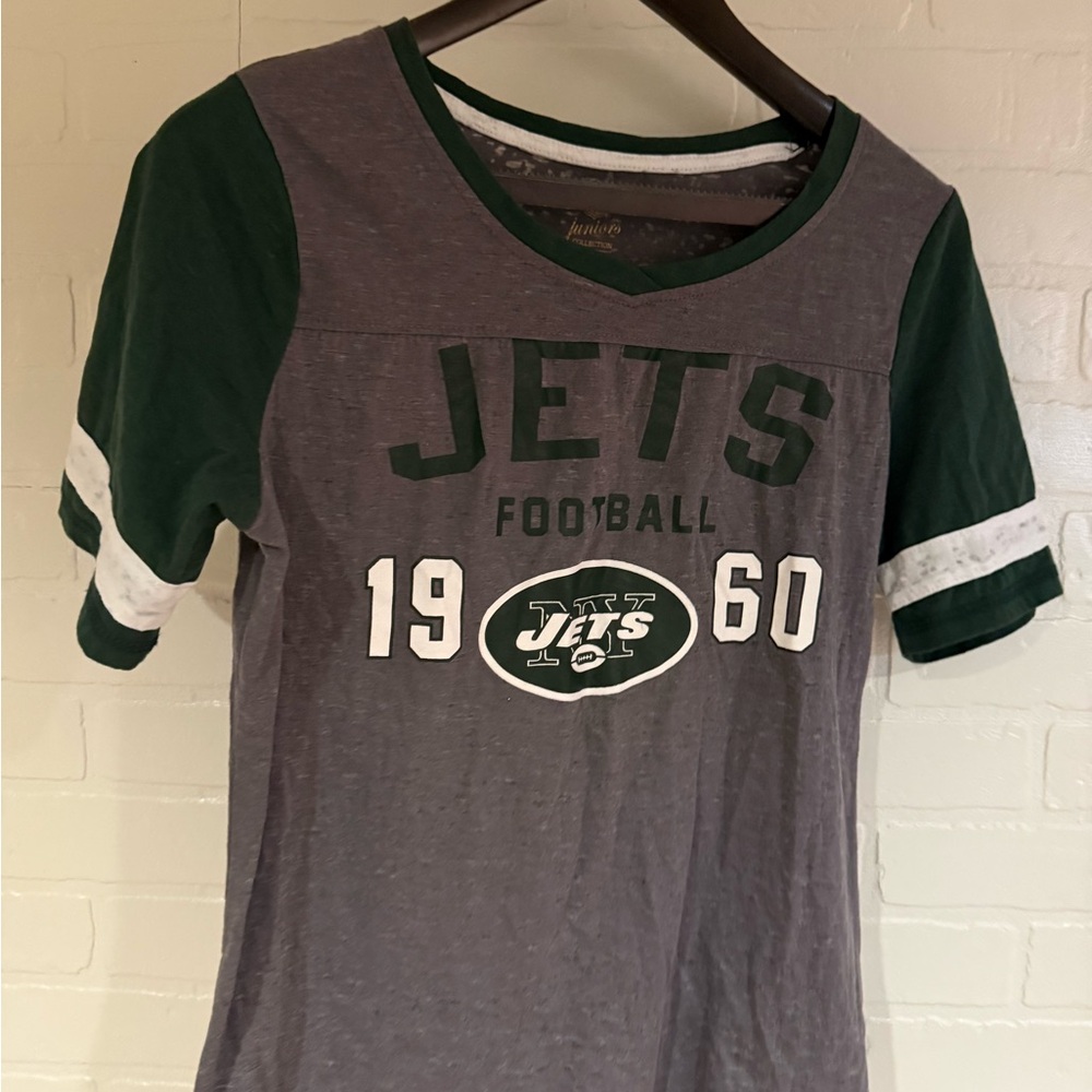 J-E-T-S….JETS, JETS, JETS New York Jets Grey & Green Football Tee